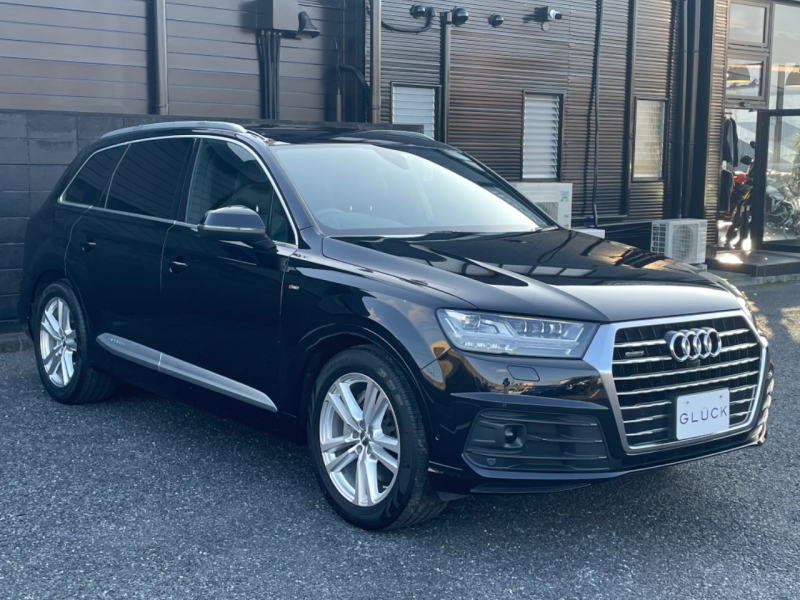 アウディ Q7 中古車