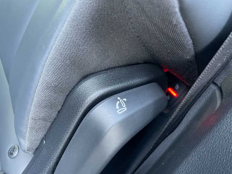 アウディ Q7 中古車