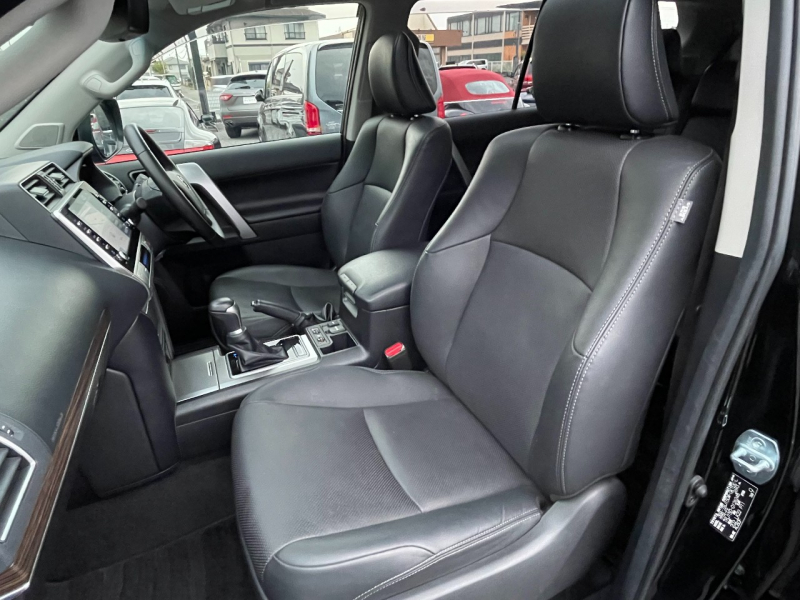 トヨタ ランドクルーザープラド 中古車