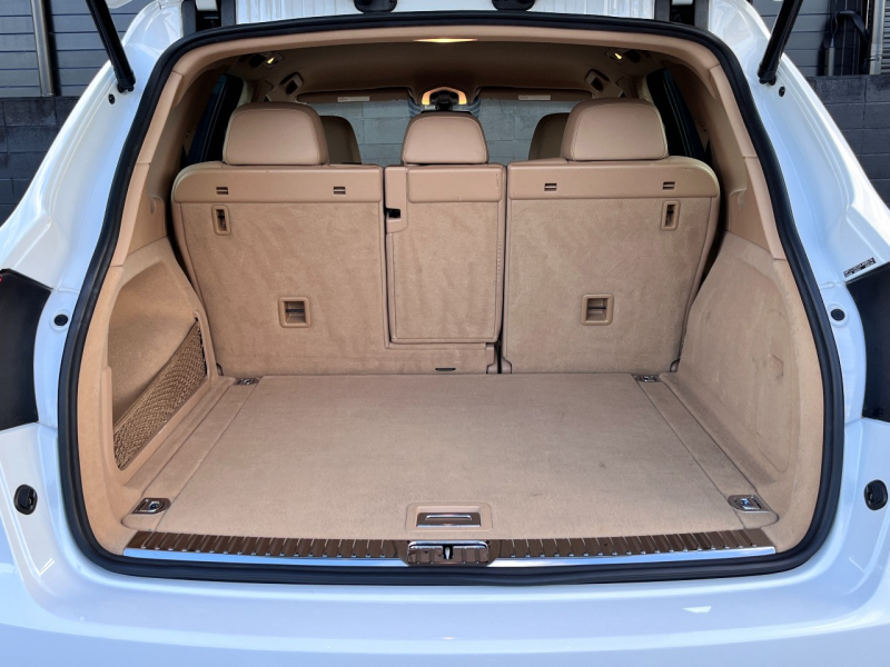 ポルシェ カイエン 中古車