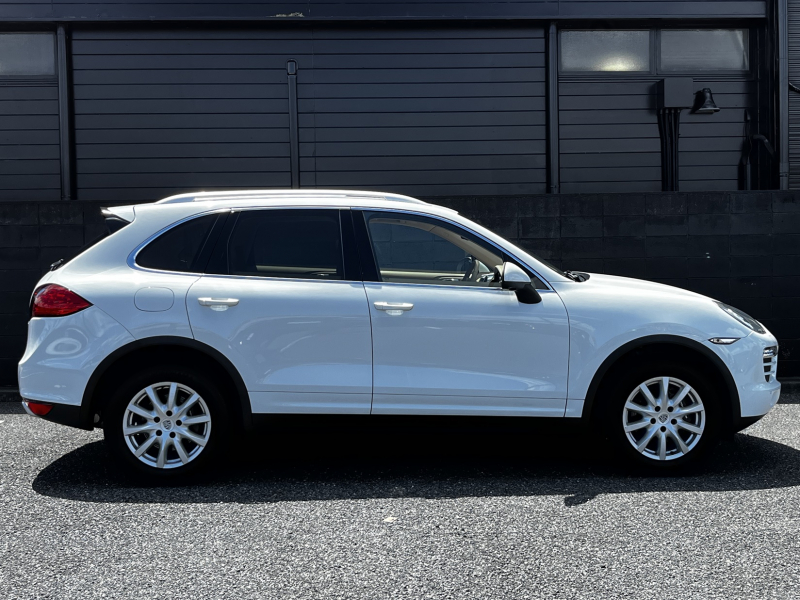 ポルシェ カイエン 中古車