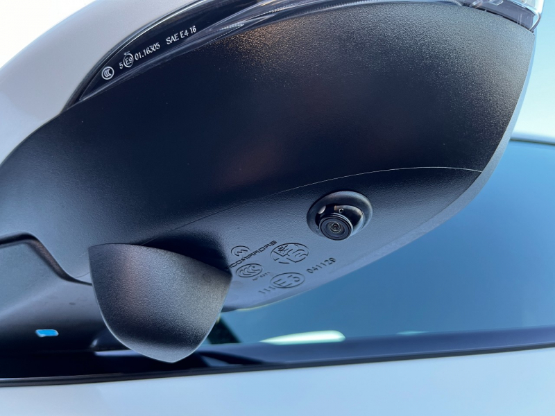 アルファロメオ ステルヴィオ 中古車