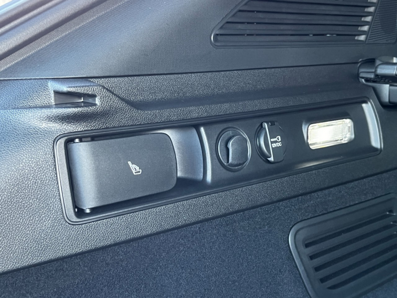 アルファロメオ ステルヴィオ 中古車