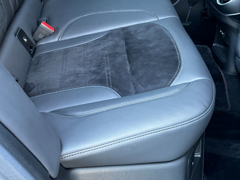 アルファロメオ ステルヴィオ 中古車