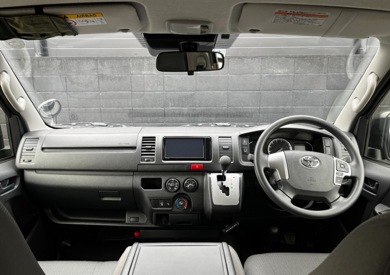 トヨタ ハイエースバン 中古車