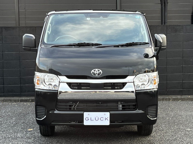 トヨタ ハイエースバン 中古車