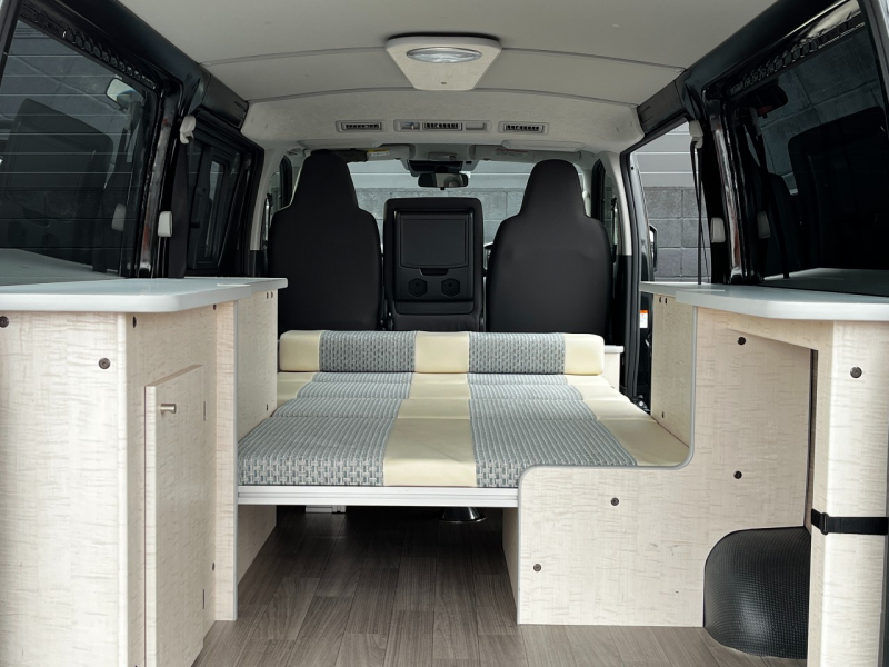 トヨタ ハイエースバン 中古車