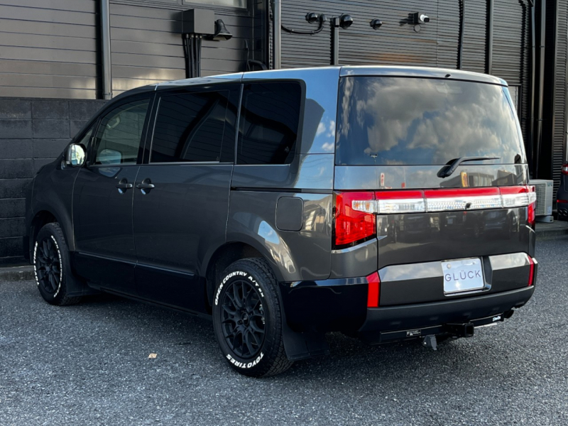 三菱 デリカD:5 中古車
