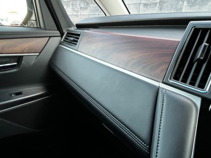 三菱 デリカD:5 中古車