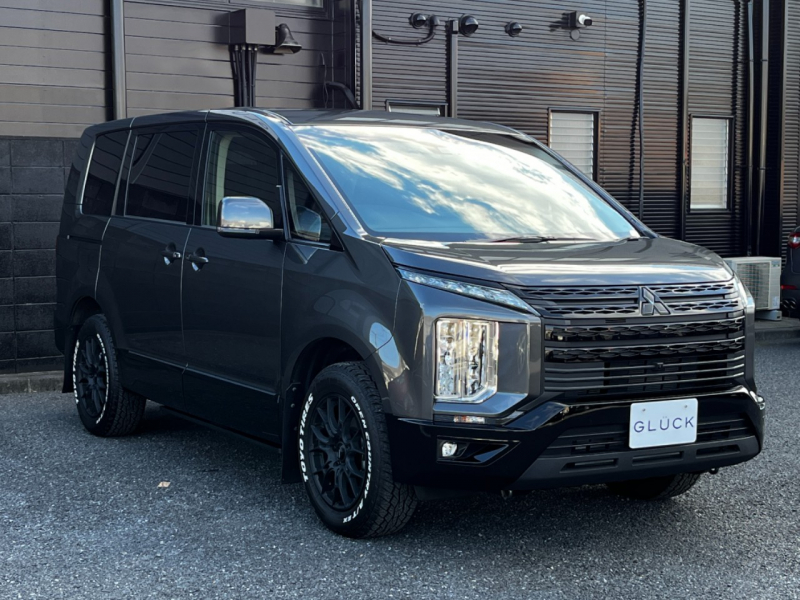 三菱 デリカD:5 中古車