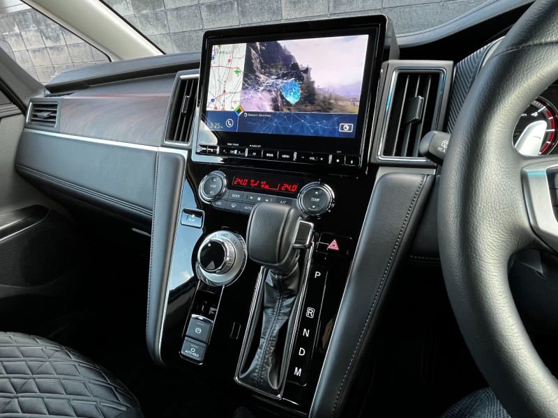 三菱 デリカD:5 中古車