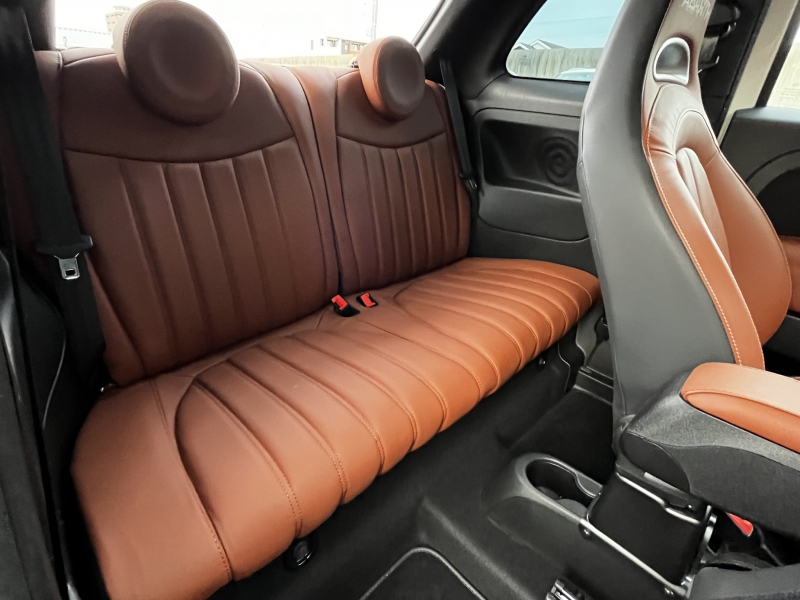 アバルト 595 中古車