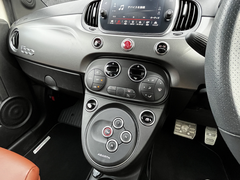 アバルト 595 中古車