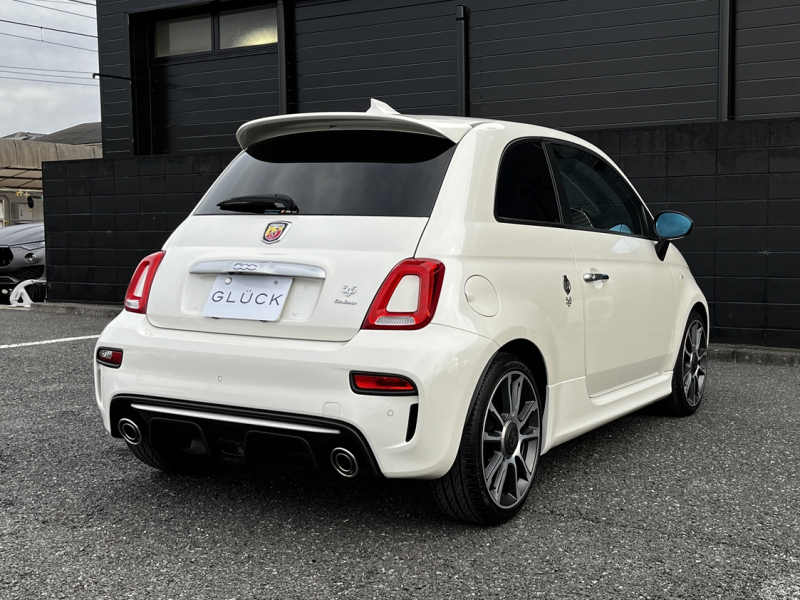 アバルト 595 中古車