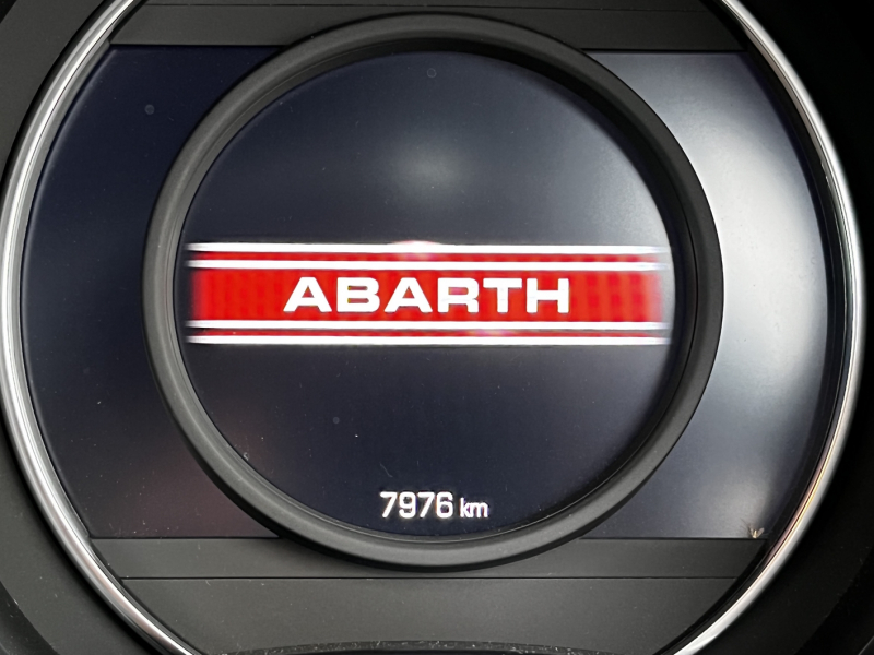 アバルト 595 中古車