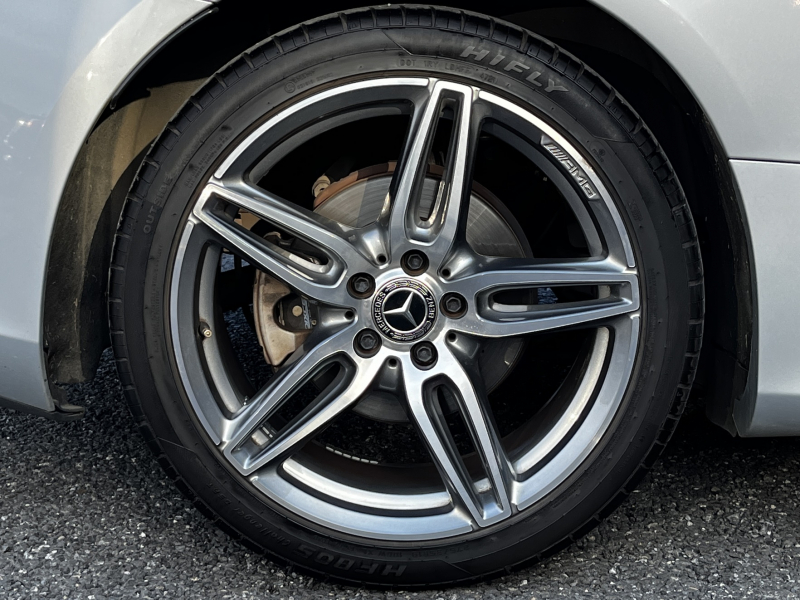メルセデスベンツ Eクラス 中古車