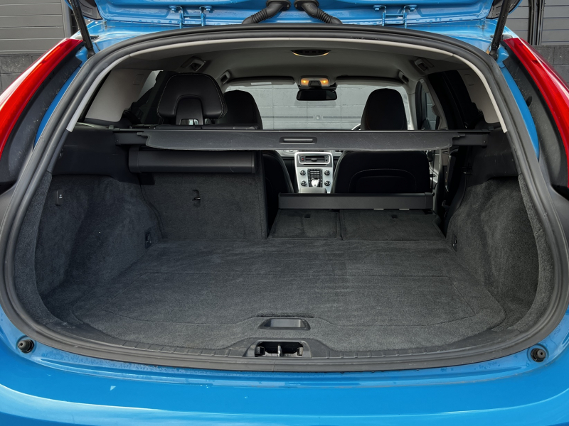 ボルボ V60 中古車