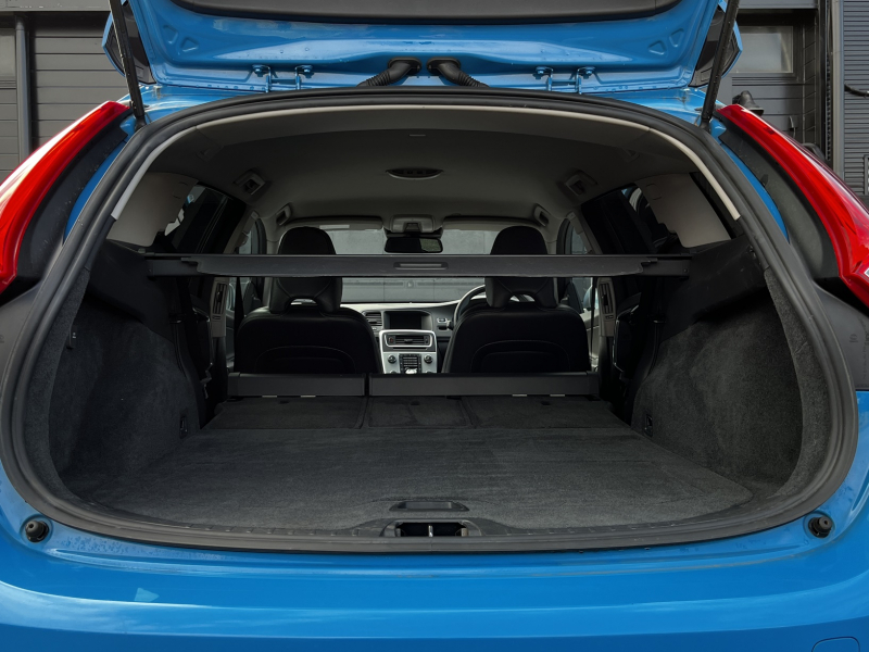 ボルボ V60 中古車