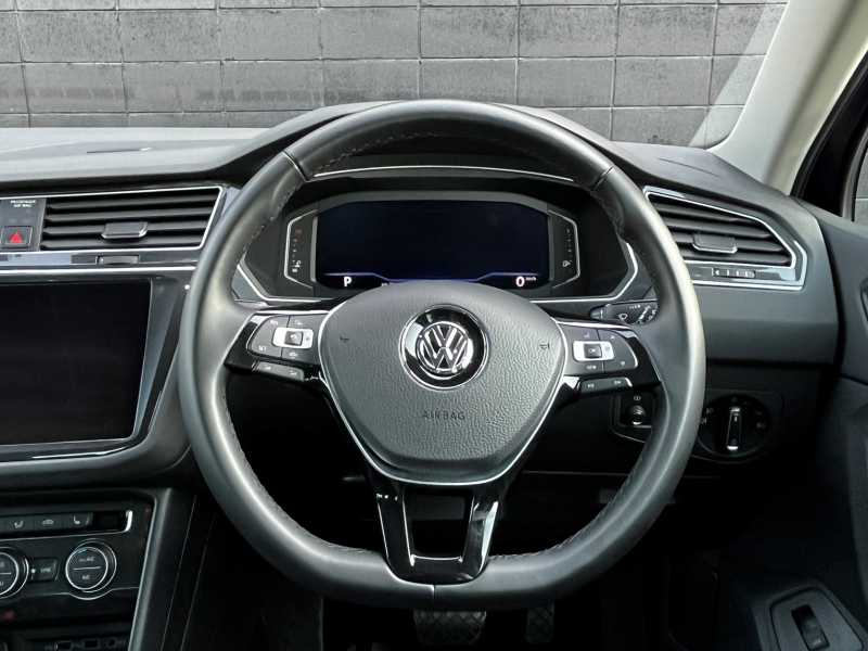 フォルクスワーゲン ティグアン 中古車