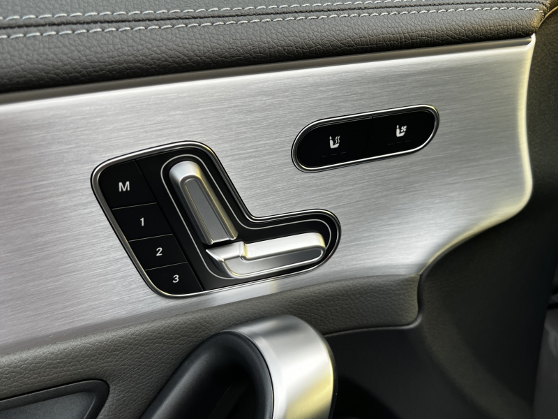 メルセデスベンツ CLAクラス 中古車