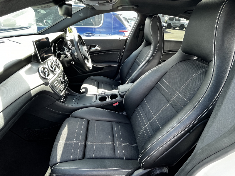 メルセデスベンツ CLAクラス 中古車