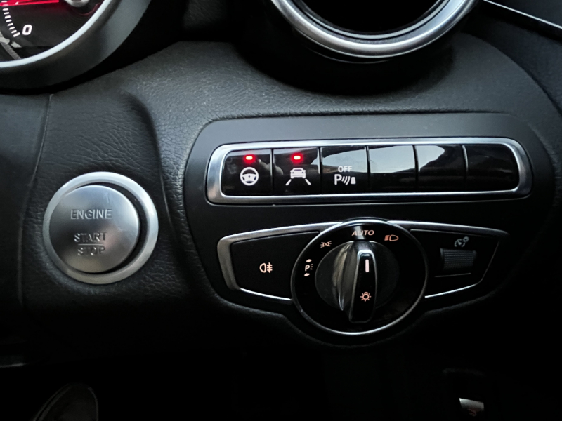 メルセデスベンツ Cクラス 中古車