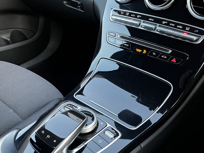 メルセデスベンツ Cクラス 中古車