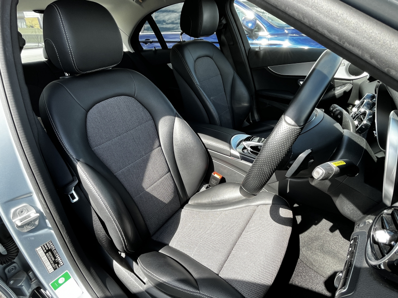 メルセデスベンツ Cクラス 中古車