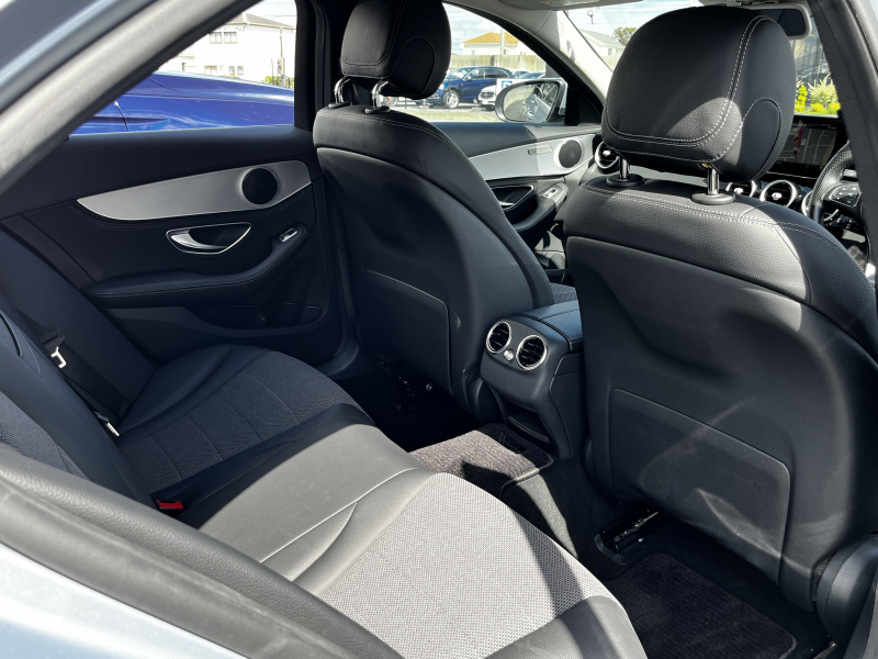 メルセデスベンツ Cクラス 中古車