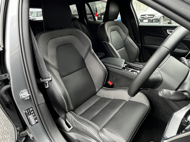 ボルボ V60 中古車