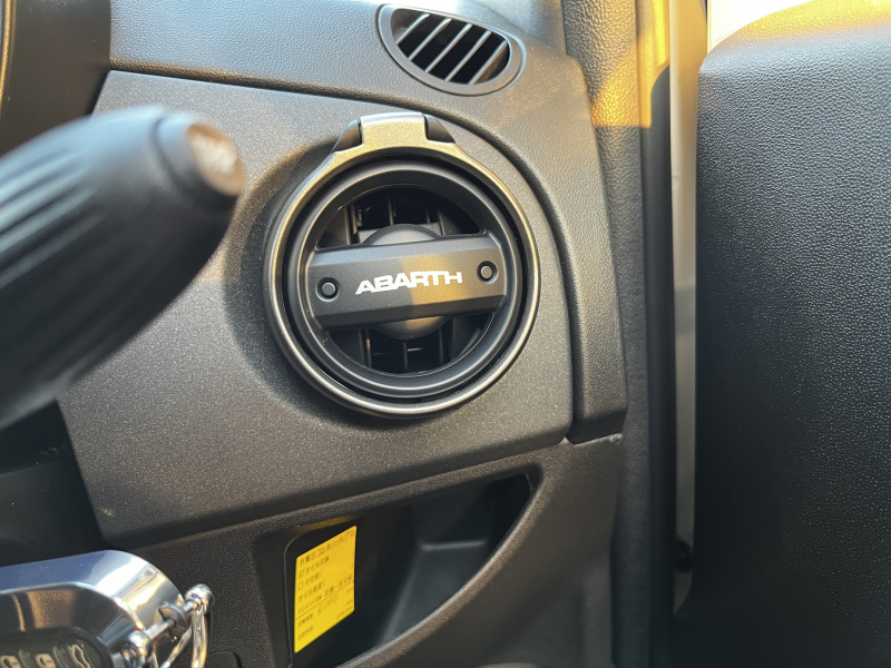 アバルト 595 中古車