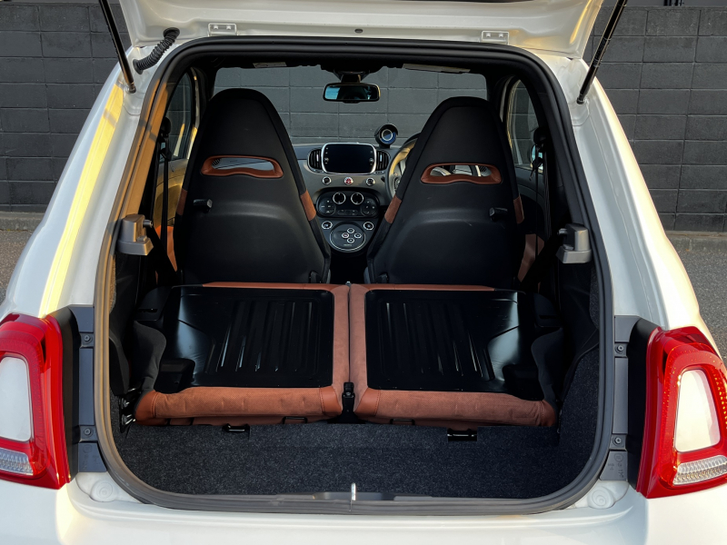 アバルト 595 中古車