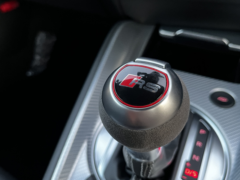 アウディ TT RS クーペ 中古車