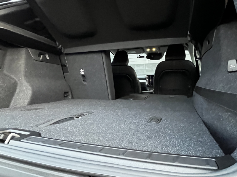 ボルボ XC40 中古車