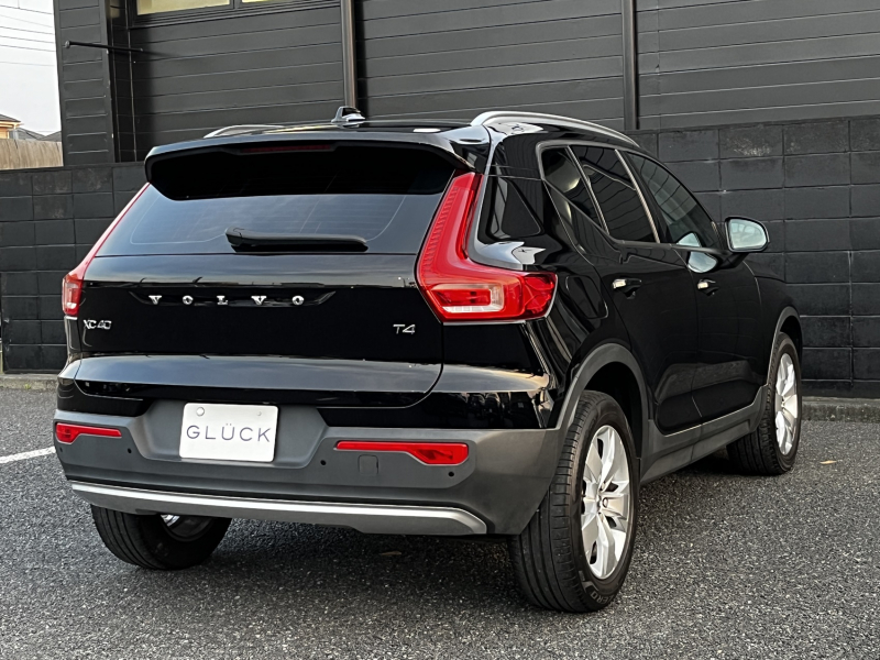 ボルボ XC40 中古車