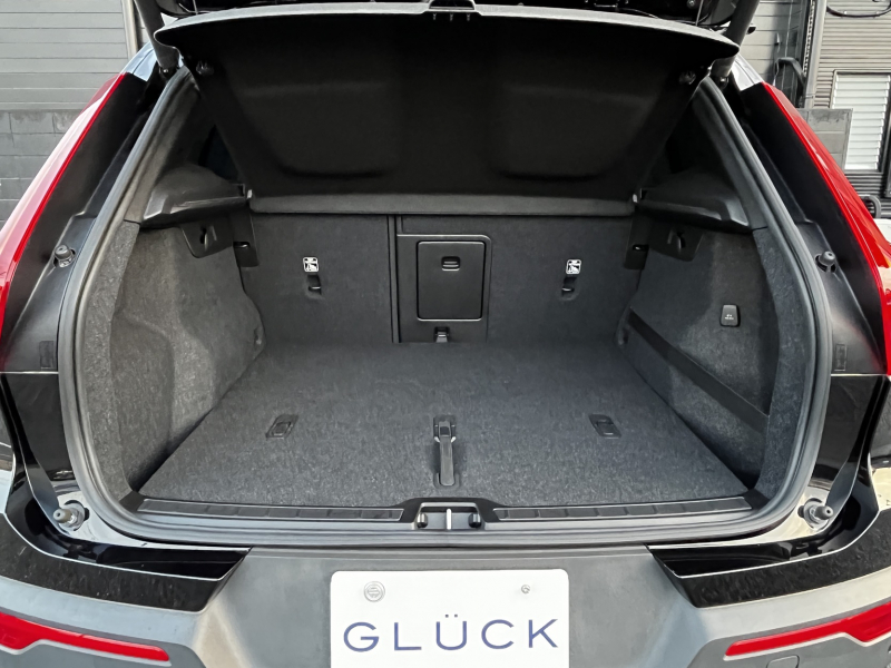 ボルボ XC40 中古車