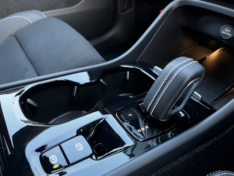 ボルボ XC40 中古車