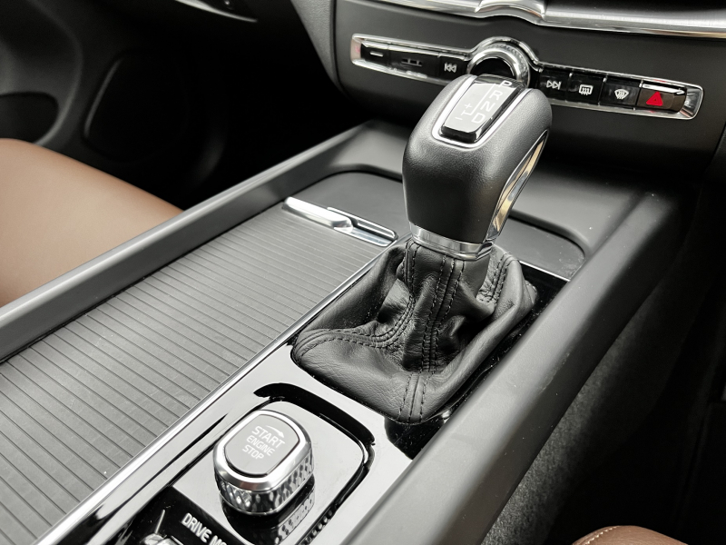 ボルボ XC60 中古車