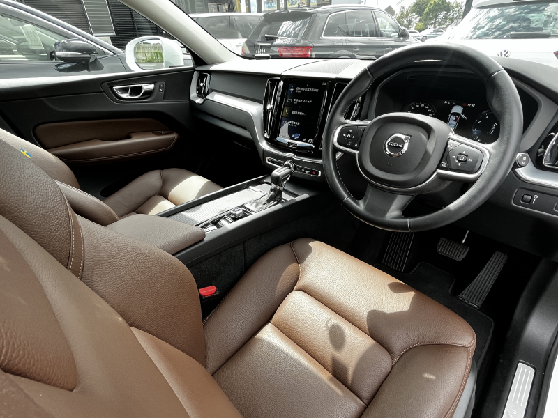 ボルボ XC60 中古車