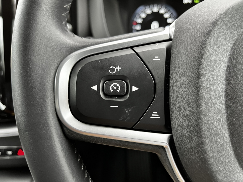 ボルボ XC60 中古車