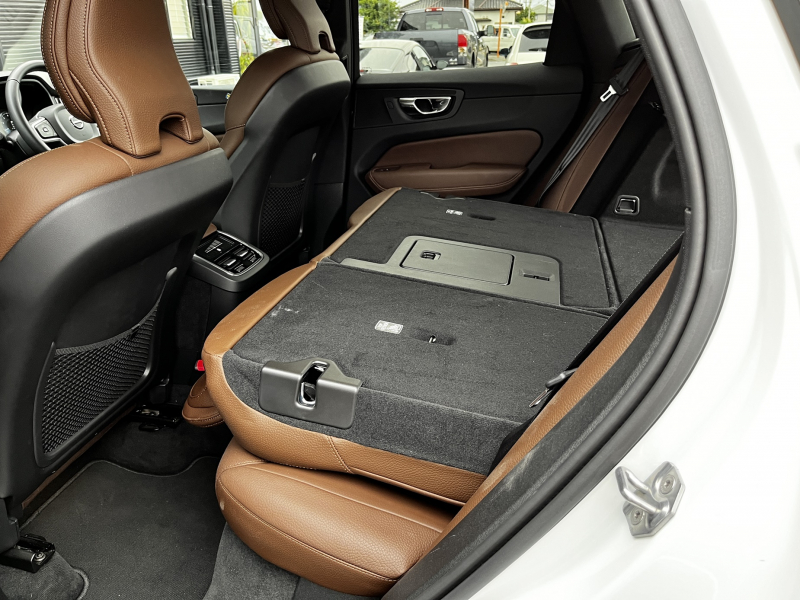 ボルボ XC60 中古車