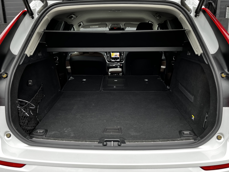 ボルボ XC60 中古車