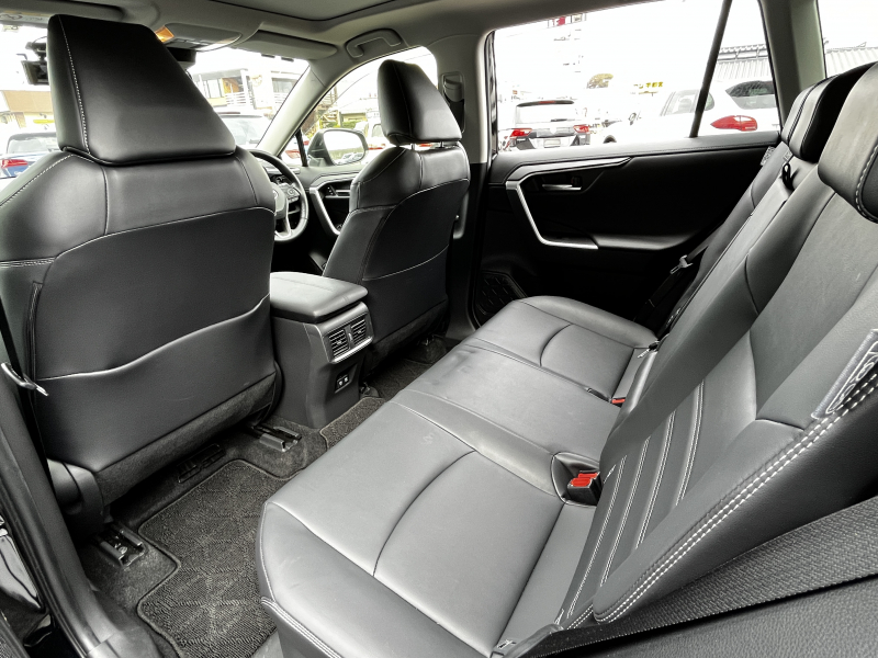 トヨタ RAV4 中古車