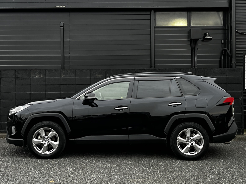 トヨタ RAV4 中古車