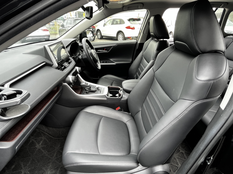 トヨタ RAV4 中古車