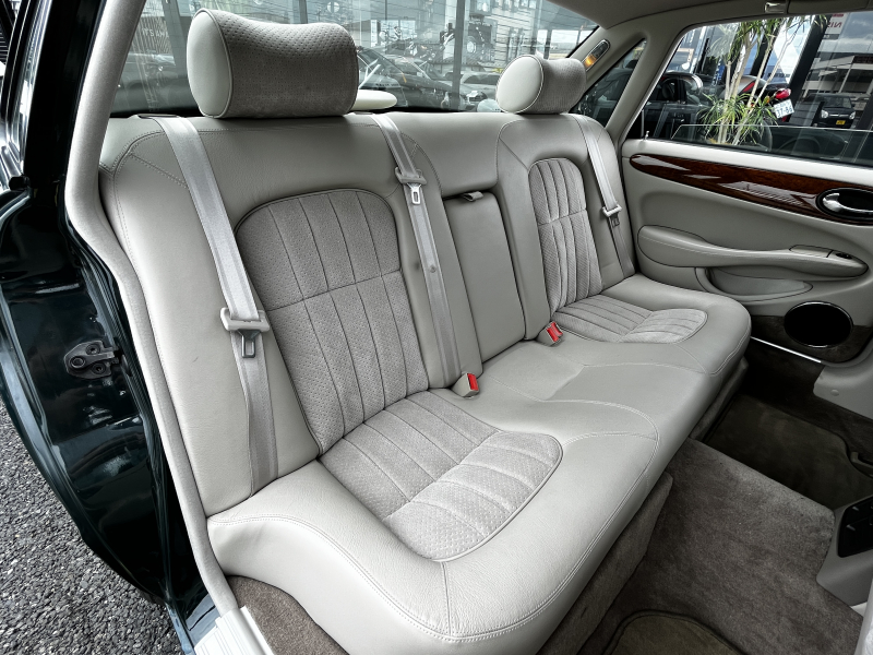 ジャガー XJ-8 中古車