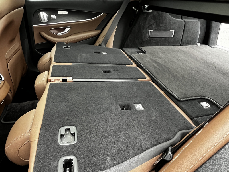 メルセデスベンツ Eクラス 中古車