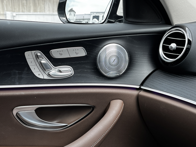 メルセデスベンツ Eクラス 中古車