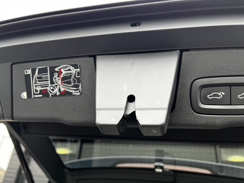 ボルボ XC60 中古車