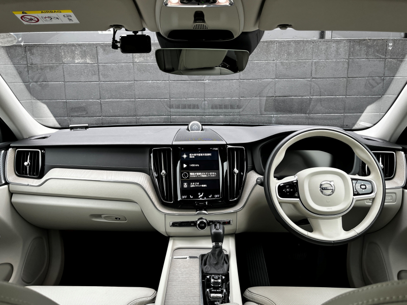 ボルボ XC60 中古車